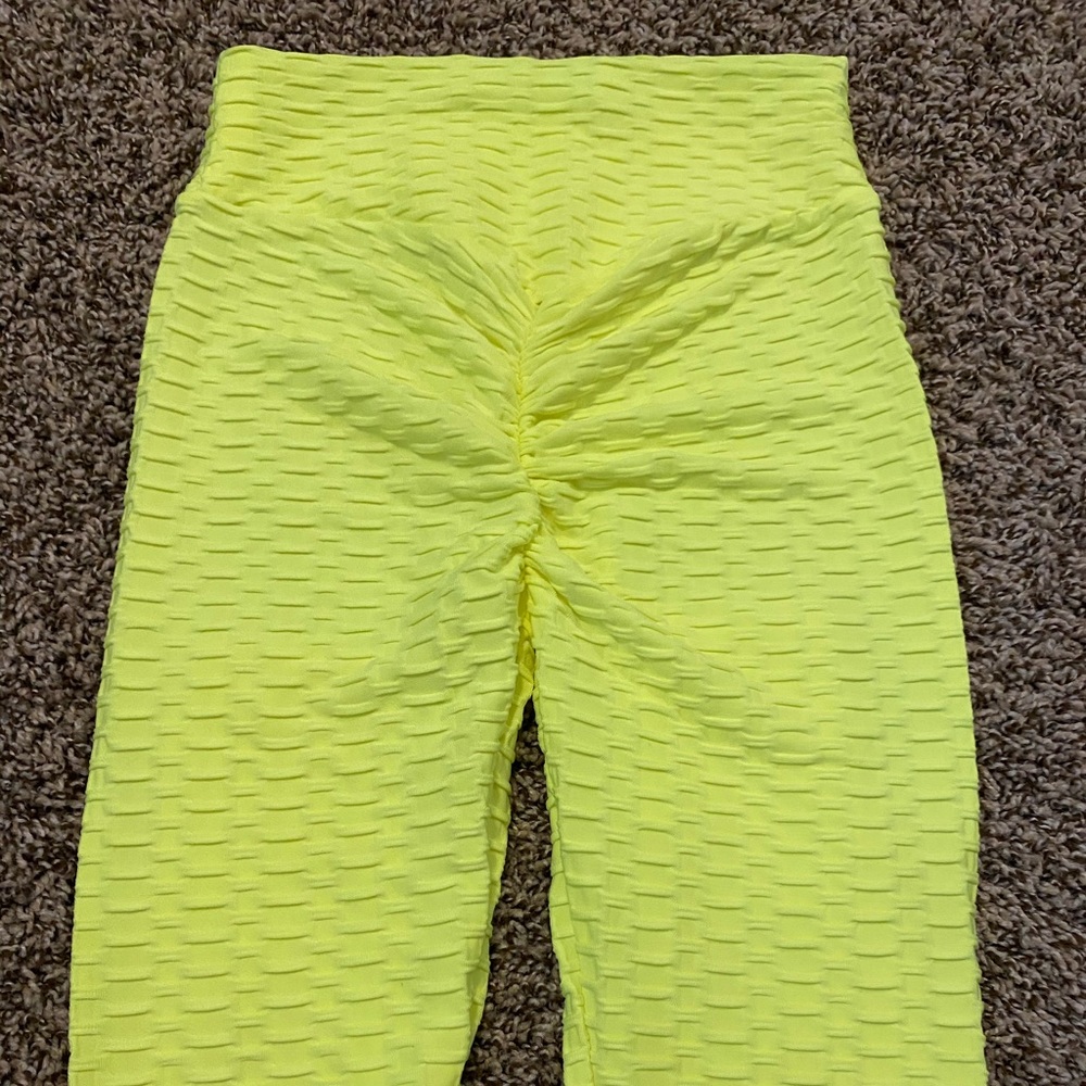 Neon yellow leggings
